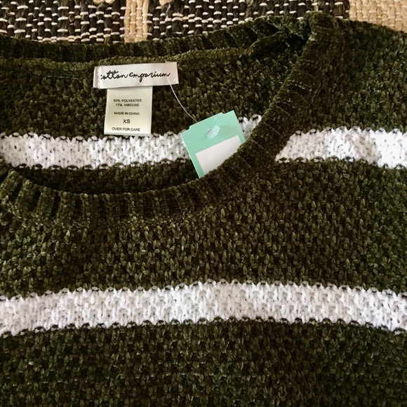 Cotton Emporium by SF cropped stripe sweater in XS - Picture 2 of 3